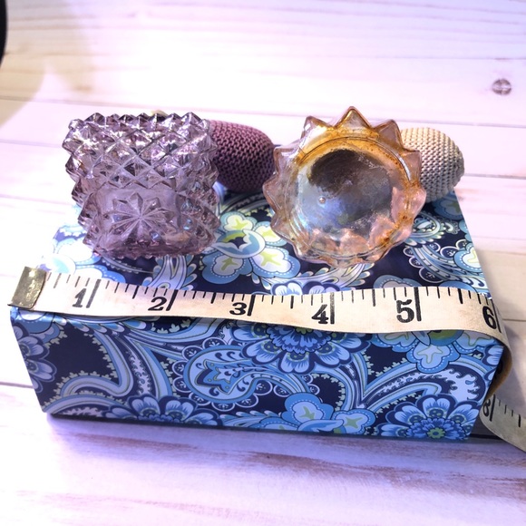 Vintage Pink Perfume Bottles with Atomizer Puffer - Picture 6 of 6